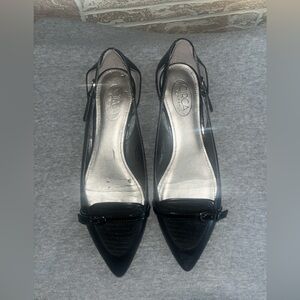 Circa Joan & David Black Patent Leather Heels pointed toe